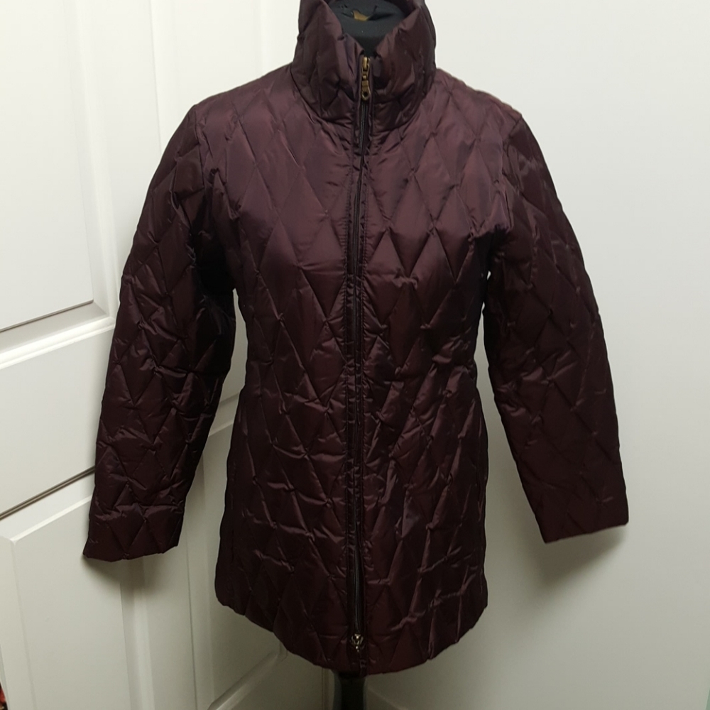 Larry Levine Down Coat. Burdungy Small Puffer